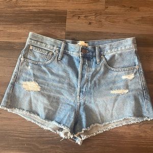 Madewell. Relaxed denim short. Light wash. Size 30.